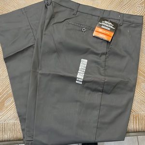 Gray Dakota men’s work pants size 44x34 brand new with tags